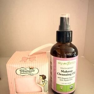 Vintage Cosmetic Make-Up Removing Cloth and Makeup Cleansing Oil NIP Set